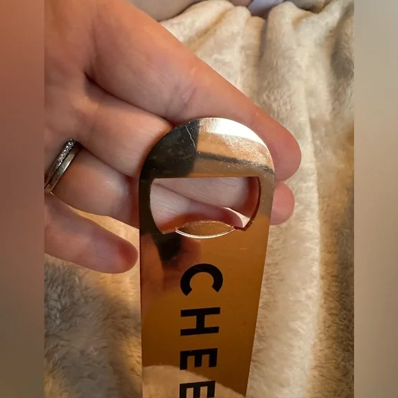 Sisters of Los Angeles- Cheers Bottle opener - Picture 3 of 9